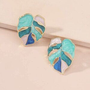 Leaf Design Stud Earrings For Women